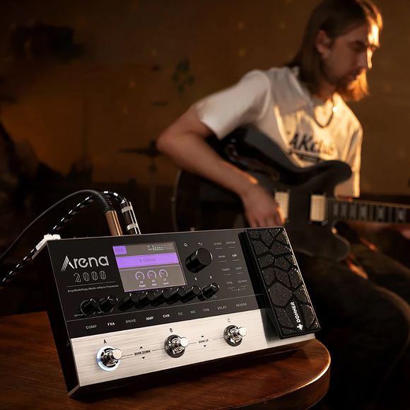 Donner_Arena_2000_guitar-multieffekt-pedalboard_6